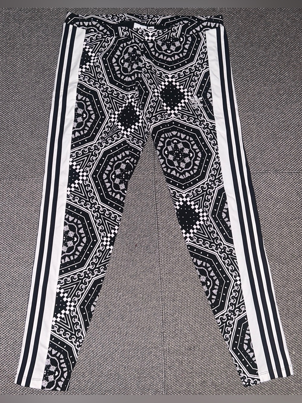 Adidas Originals Bandanna Print Leggings Sweats - Picture 1 of 5